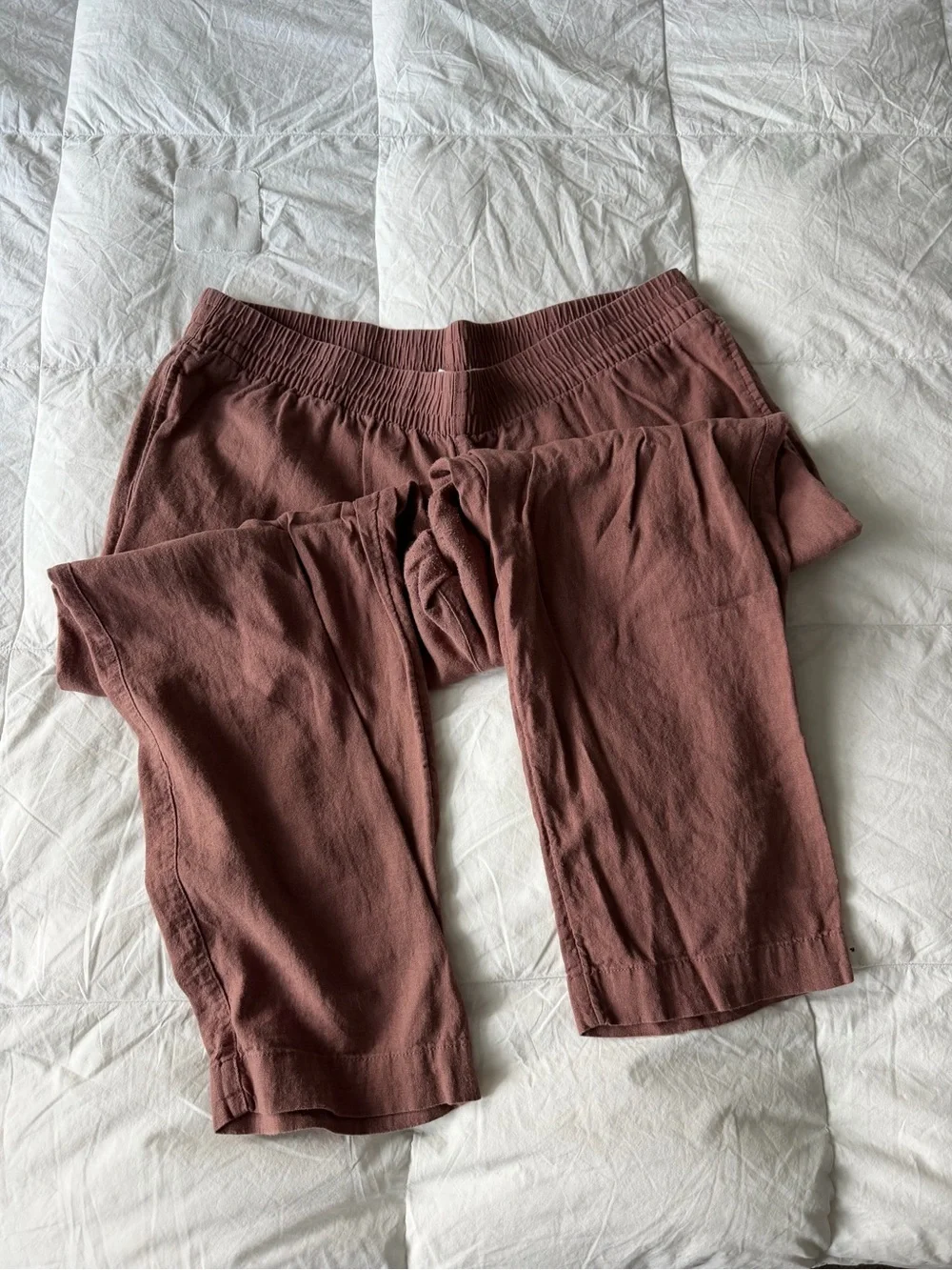 Old Navy Elastic-Waist High Rise Linen Straight Bottoms in Dusty Rose